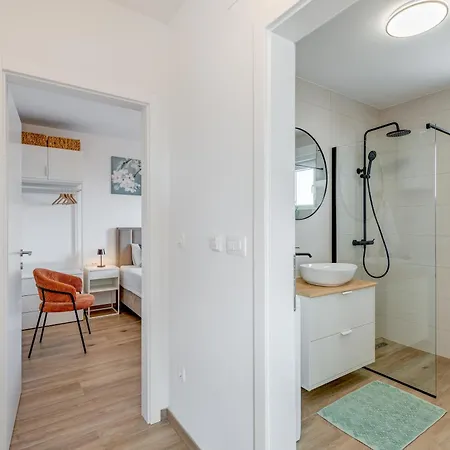 Apartment Zaja