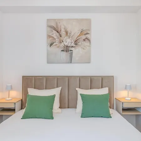 Zaja Apartment